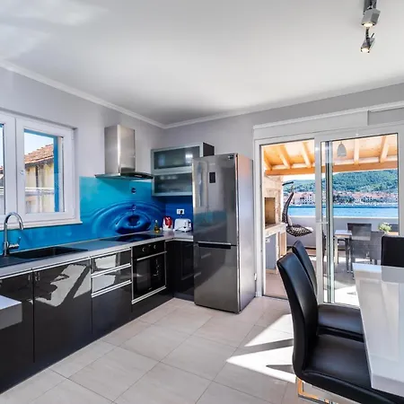 Apartment Luxury Marina View No 2 Vela Luka