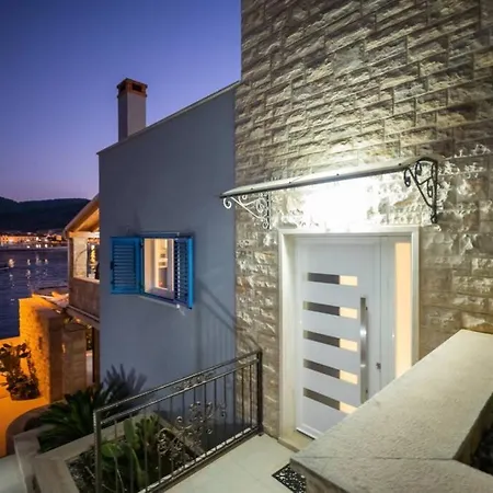 Luxury Marina View No 2 Apartment Vela Luka